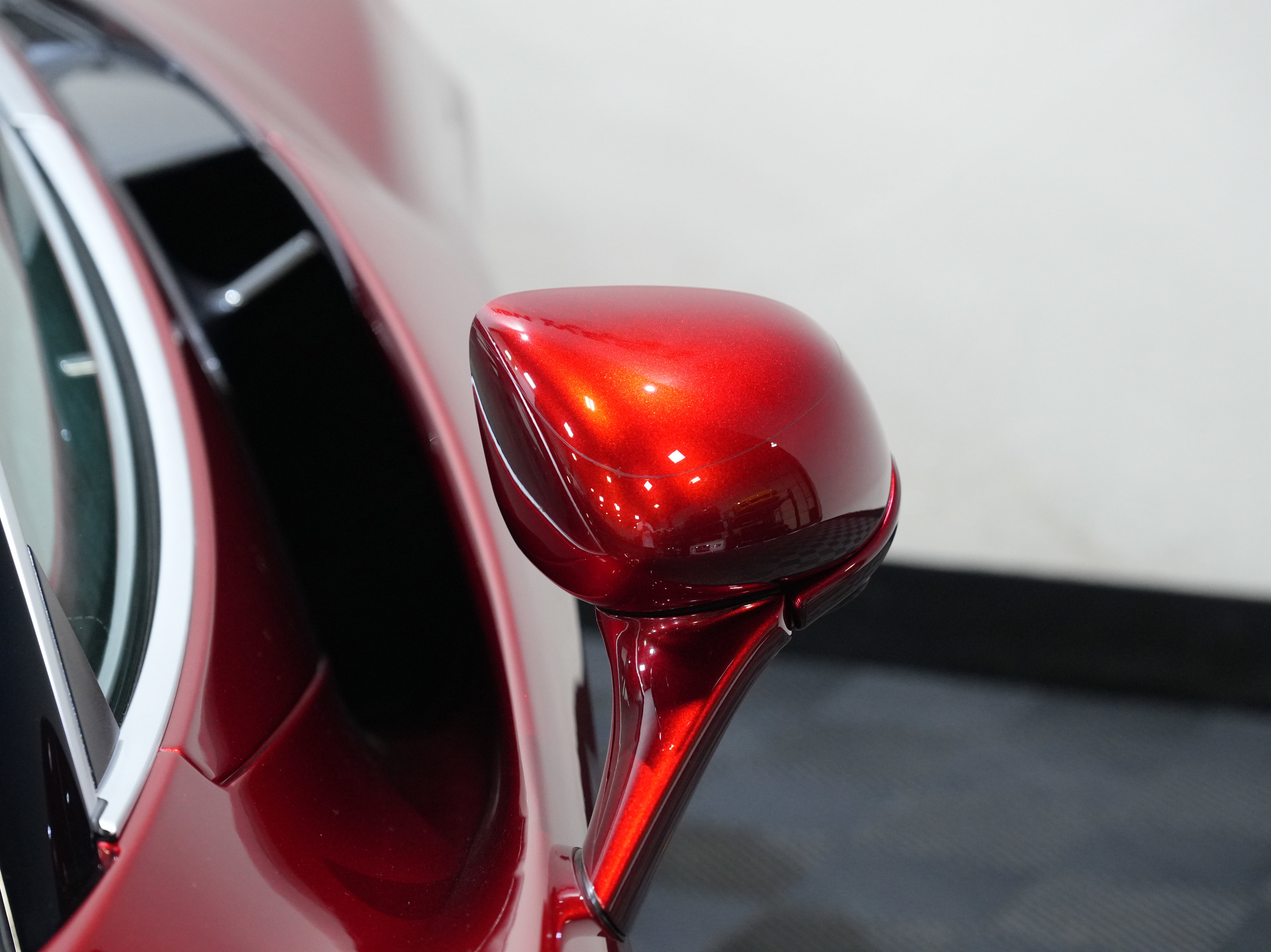 Used 2018 McLaren 720S photo 11