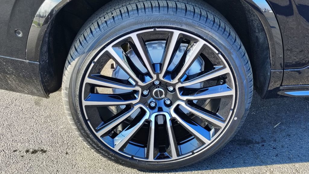 2026 Volvo Xc90 B6 Plus