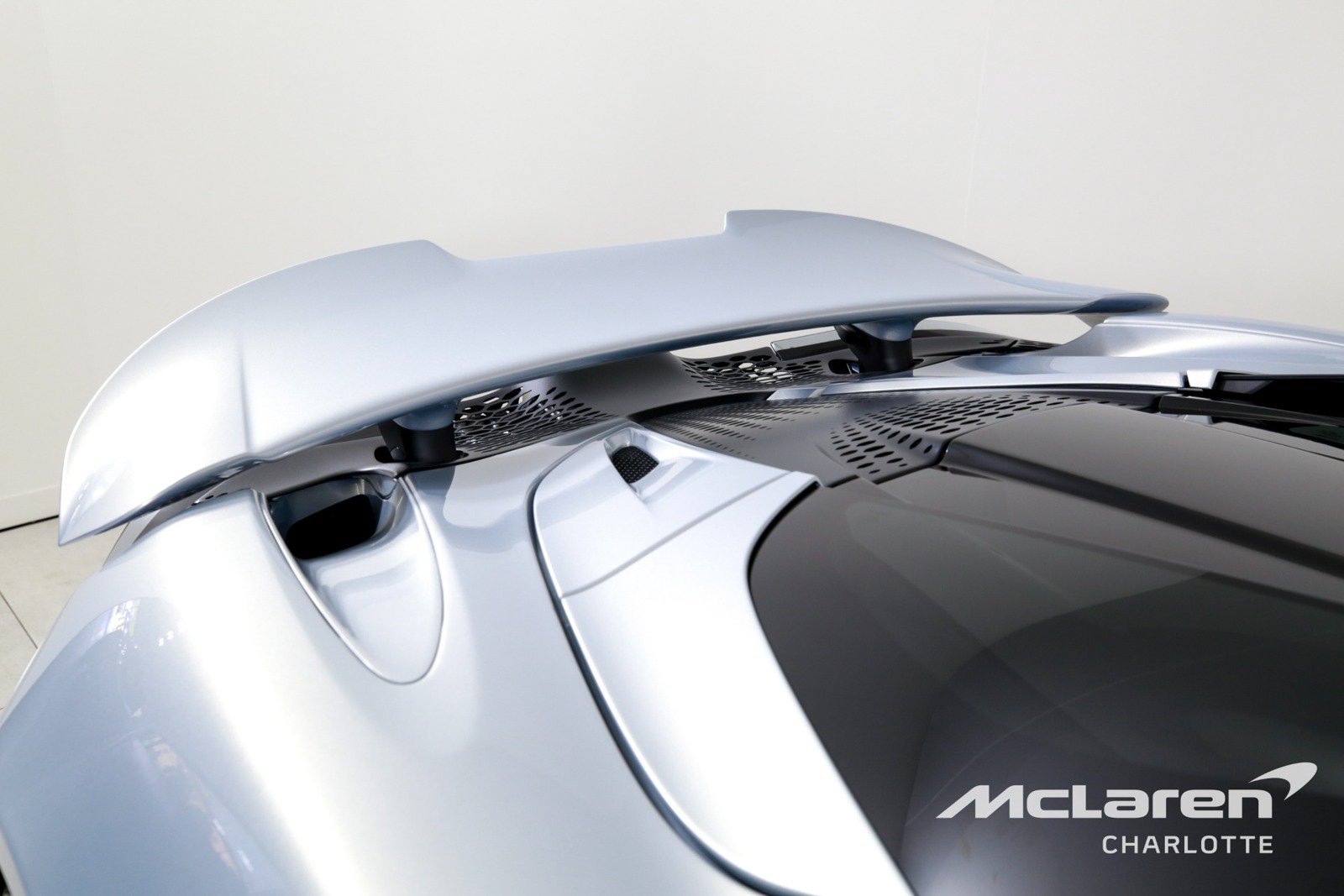 Used 2026 McLaren 750S Spider photo 32