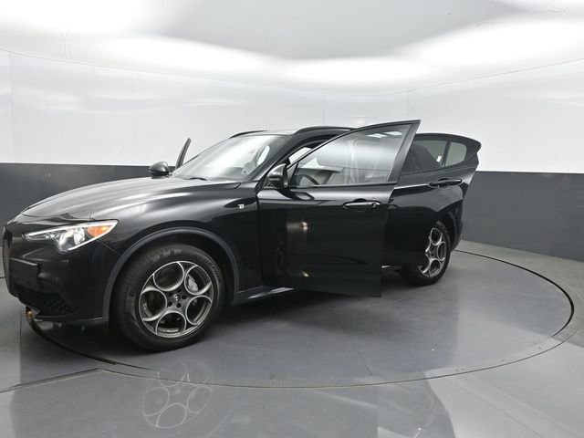 2023 Alfa Romeo Stelvio Ti