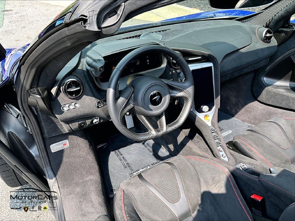 Used 2026 McLaren 750S Spider photo 12