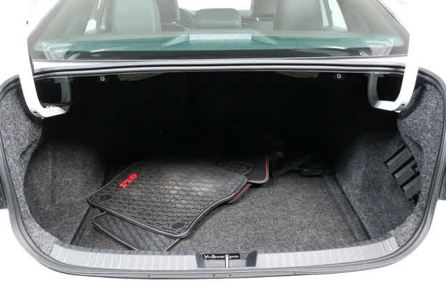 2025 Volkswagen Jetta GLI Autobahn