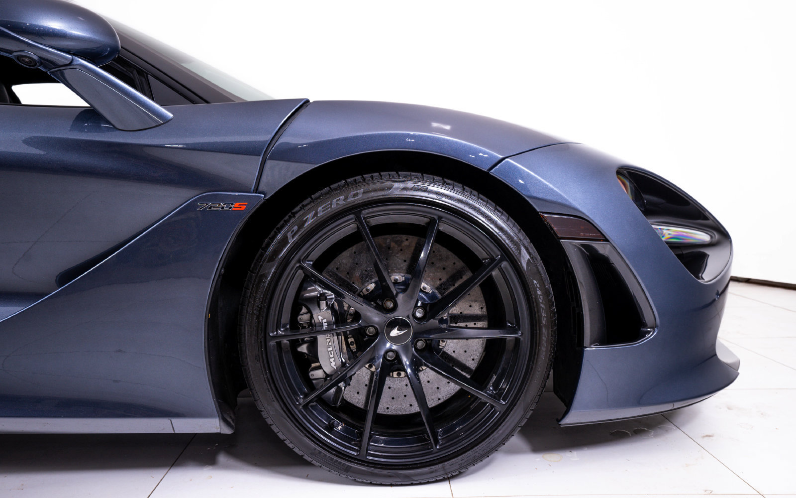 Used 2019 McLaren 720S photo 18