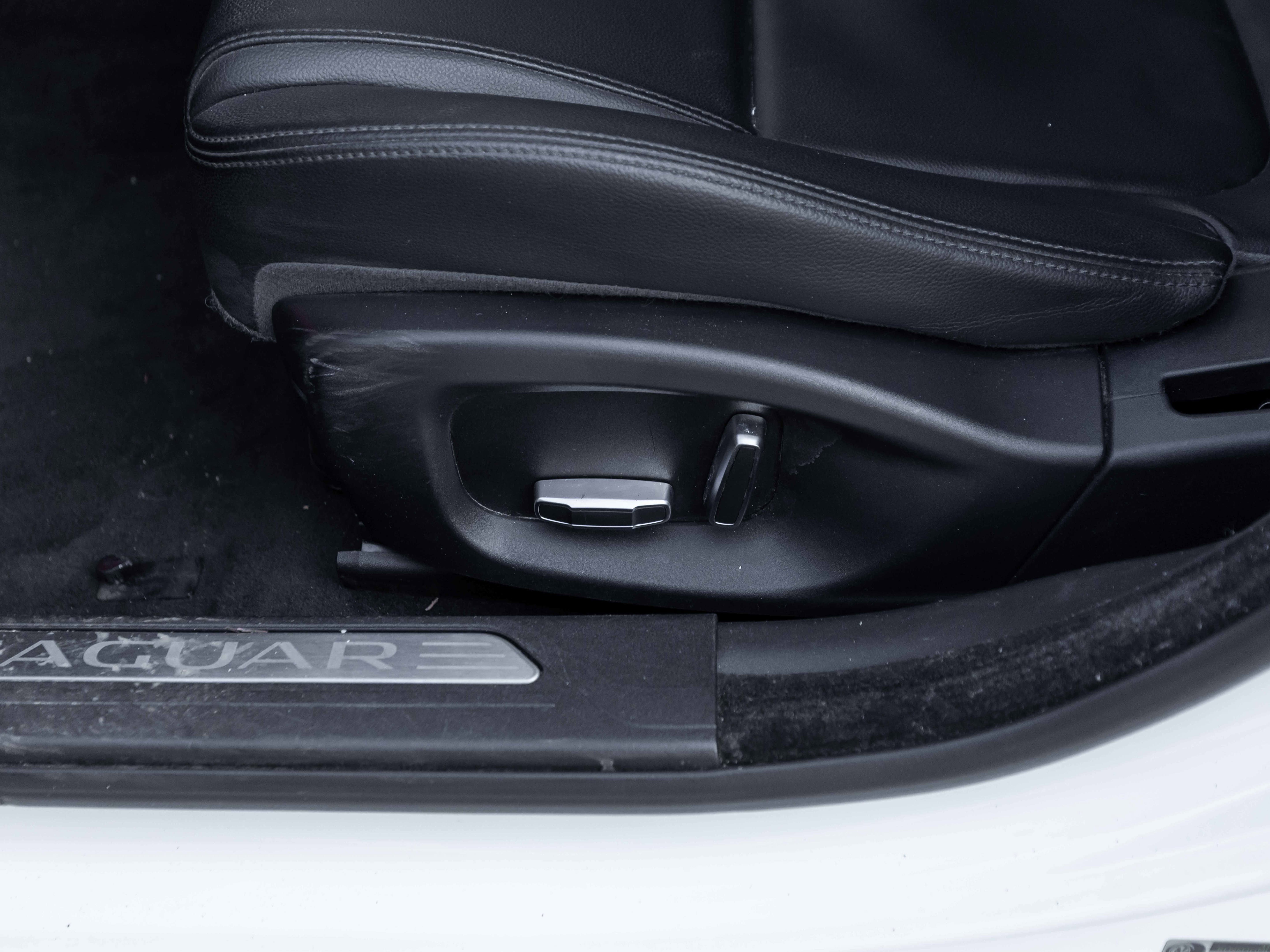 2019 Jaguar XE Premium