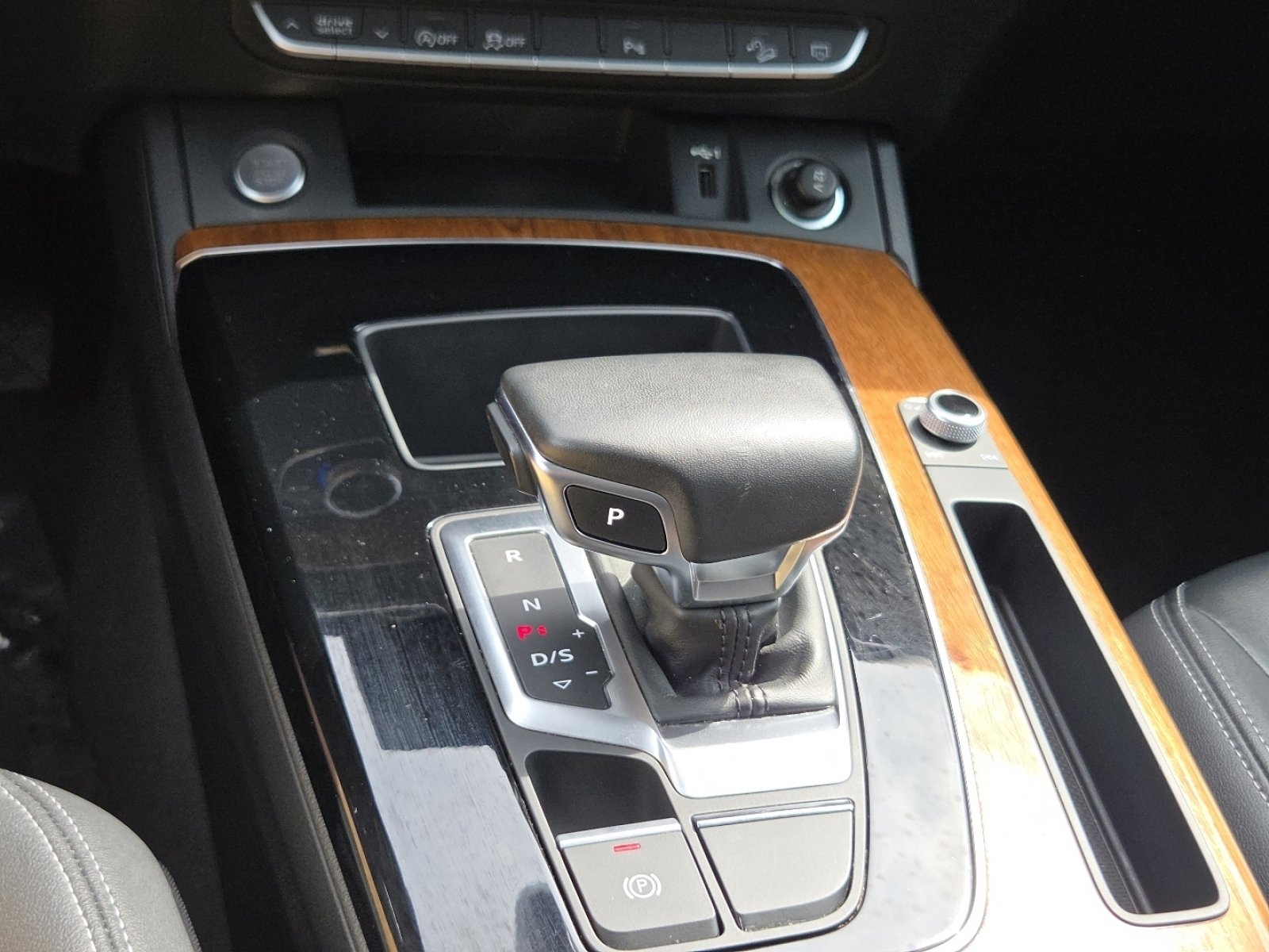 2023 Audi Q5 2.0T Premium