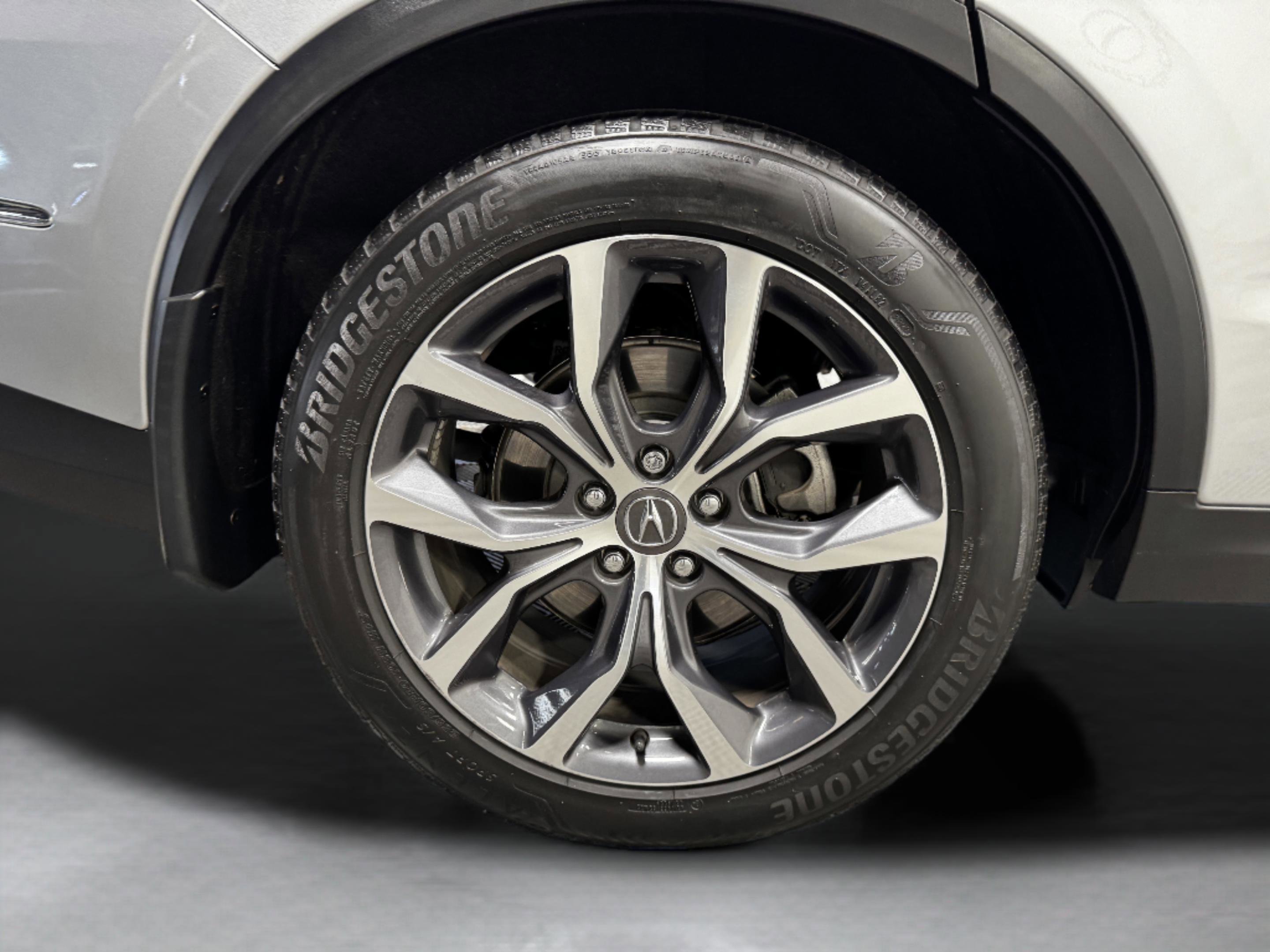 2023 Acura MDX FWD w/ Technology Package