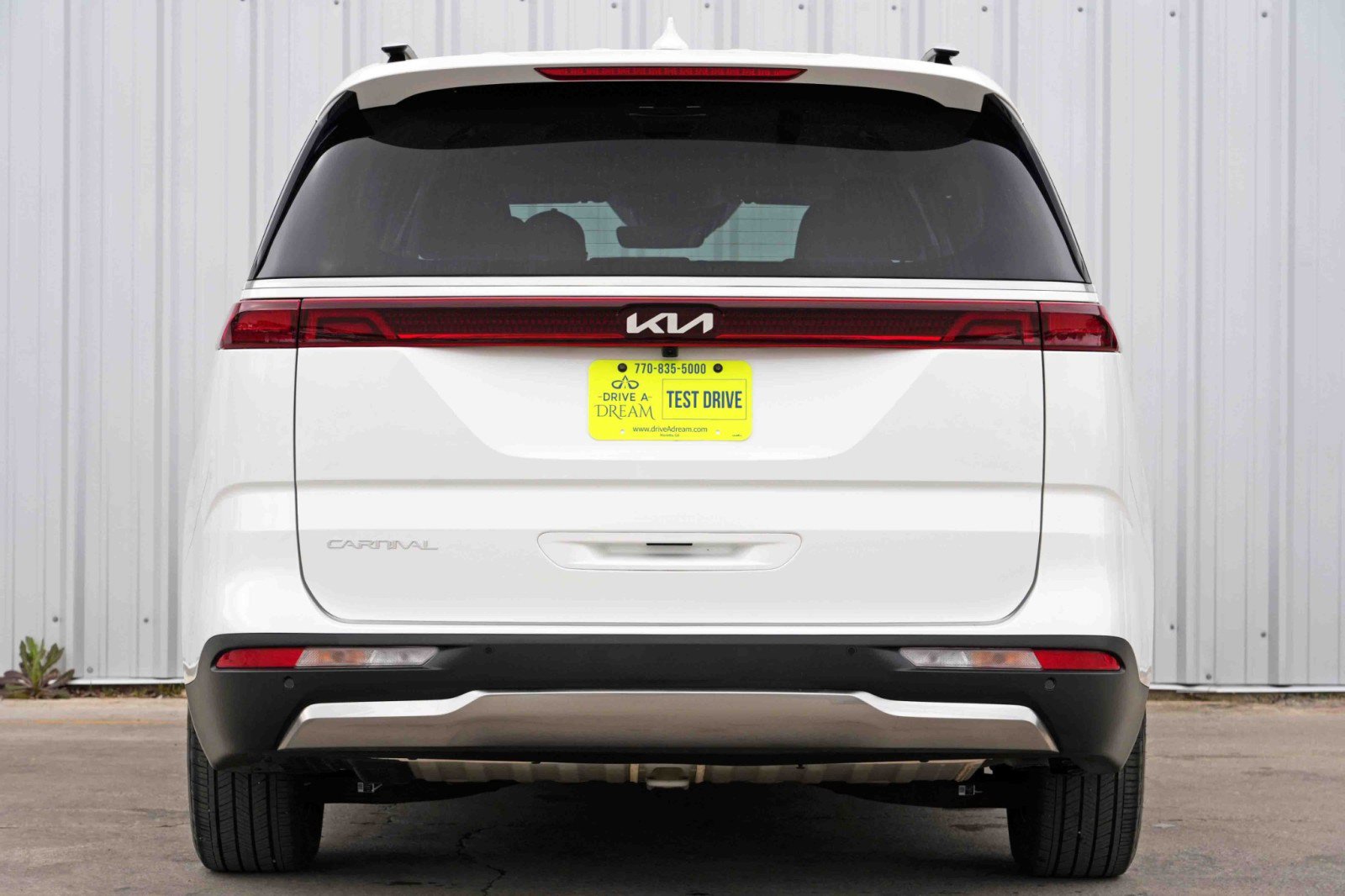 2024 Kia Carnival SX