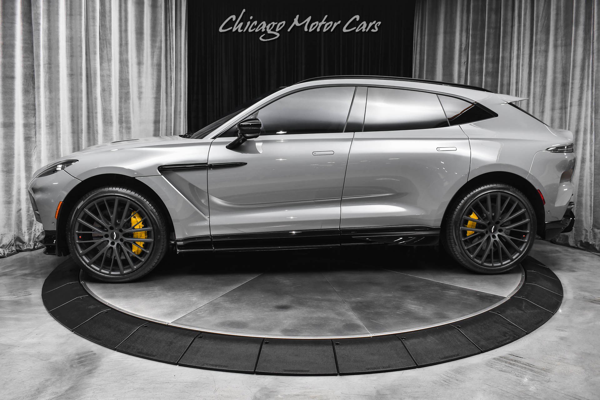 Used 2025 Aston Martin DBX 707