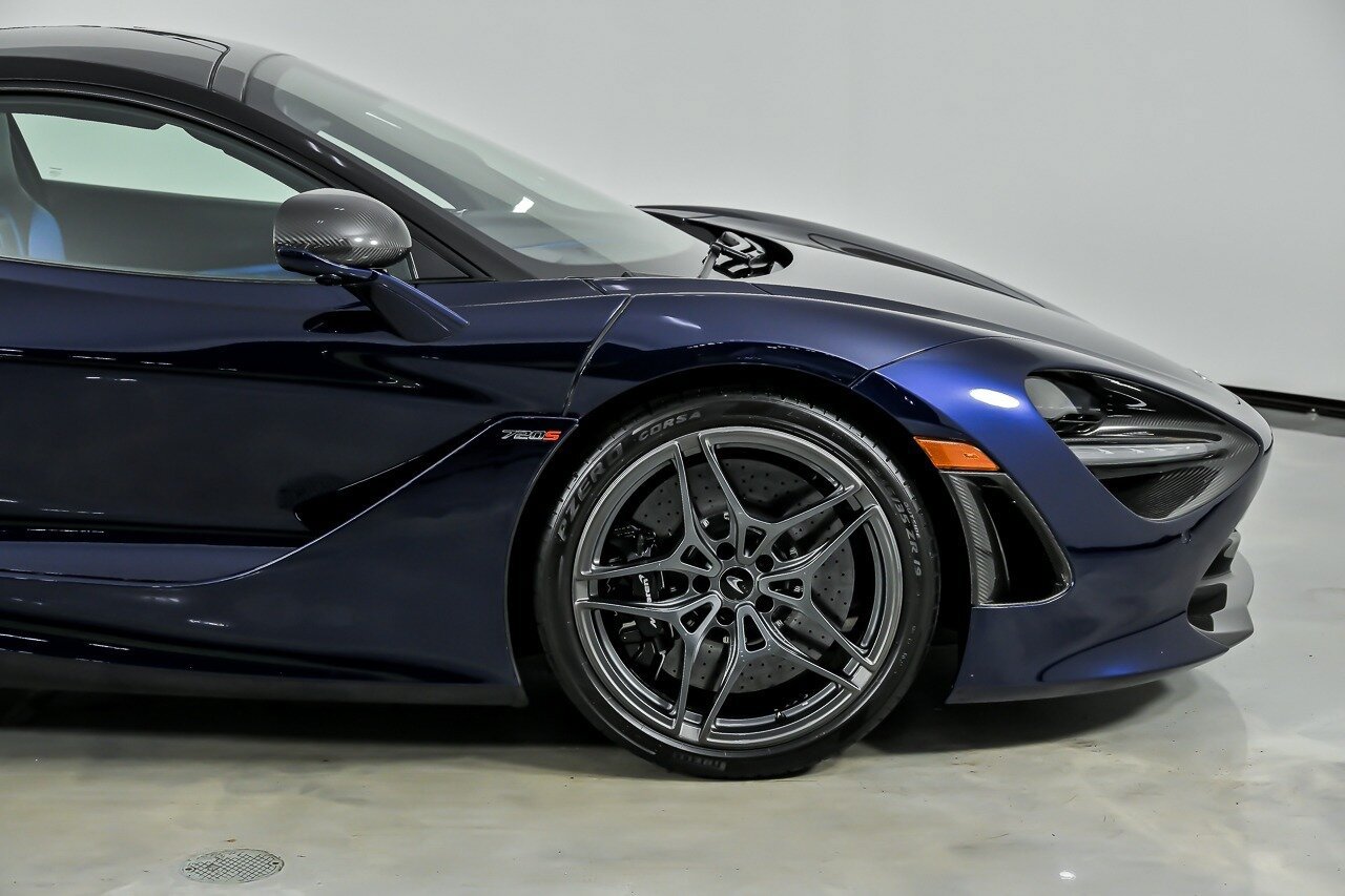 Used 2019 McLaren 720S Performance photo 18