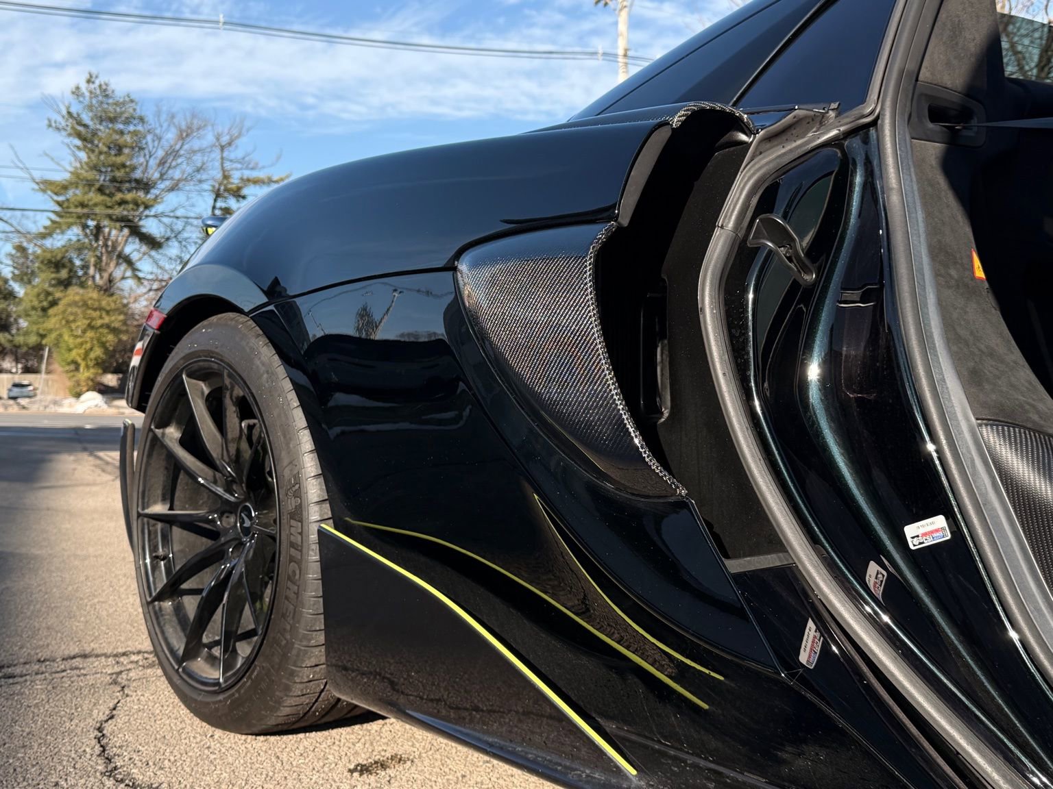 Used 2020 McLaren 600LT Spider photo 18