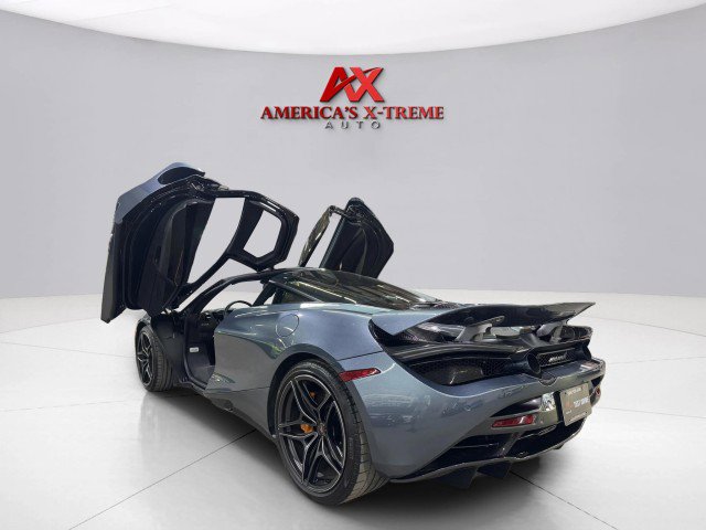 Used 2018 McLaren 720S Performance photo 18