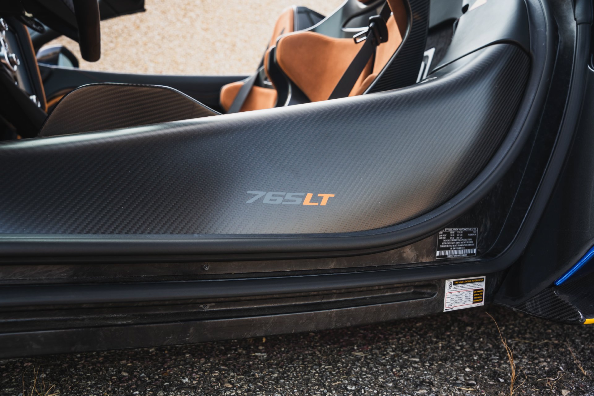 Used 2022 McLaren 765LT photo 38
