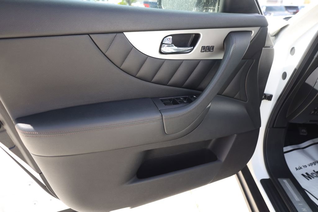 2017 INFINITI Qx70 AWD