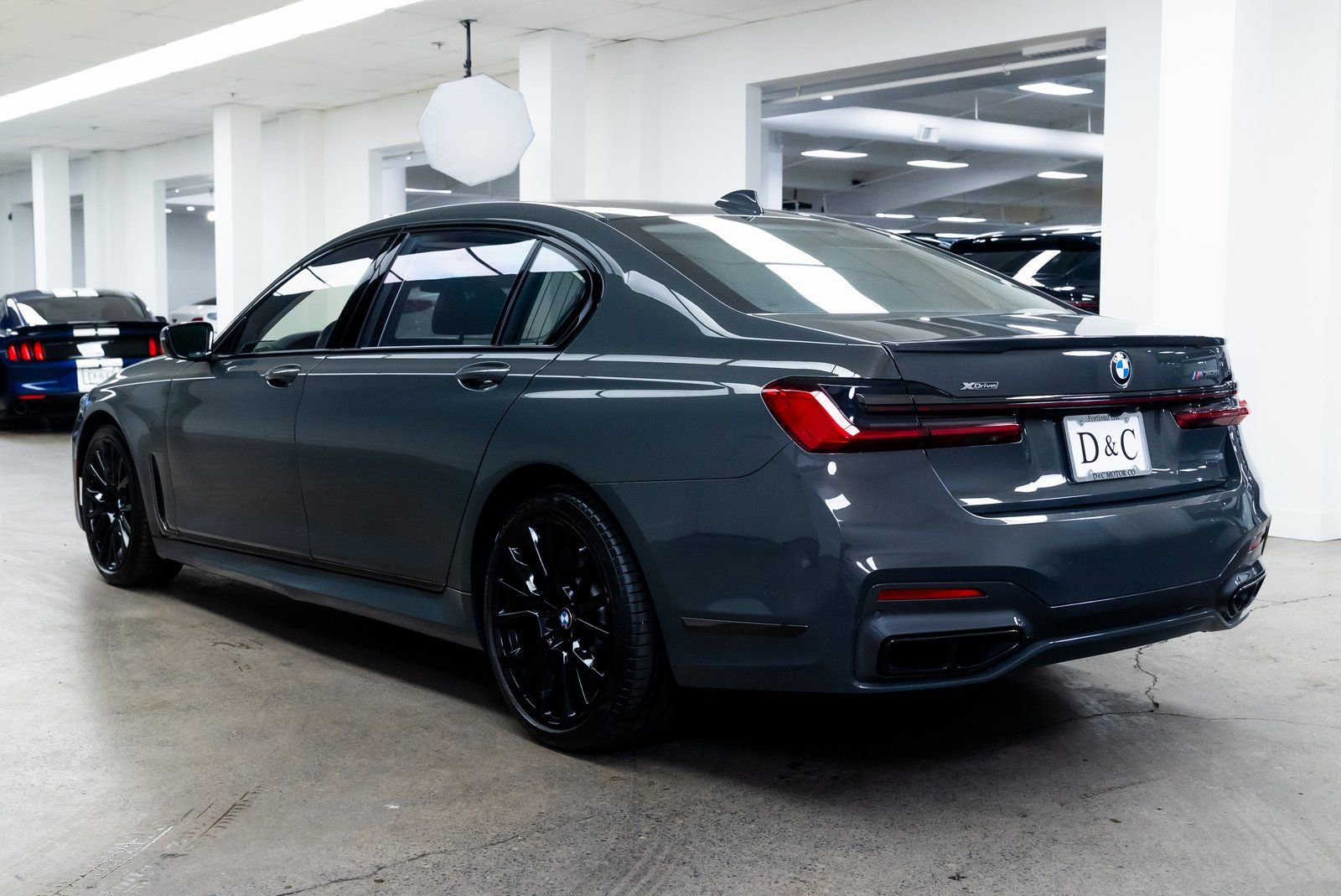 2022 BMW M760i xDrive