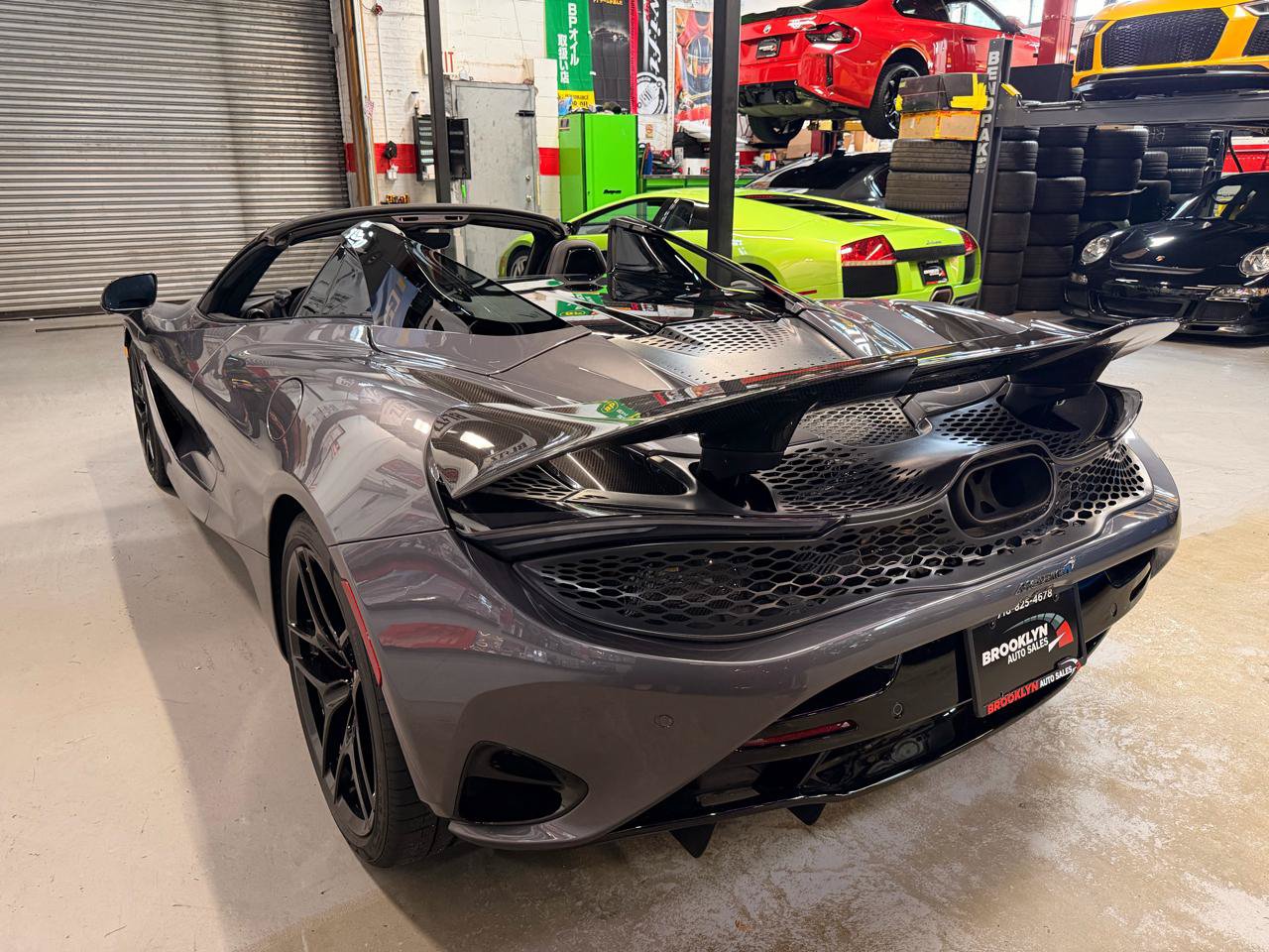 Used 2024 McLaren 750S Spider photo 8