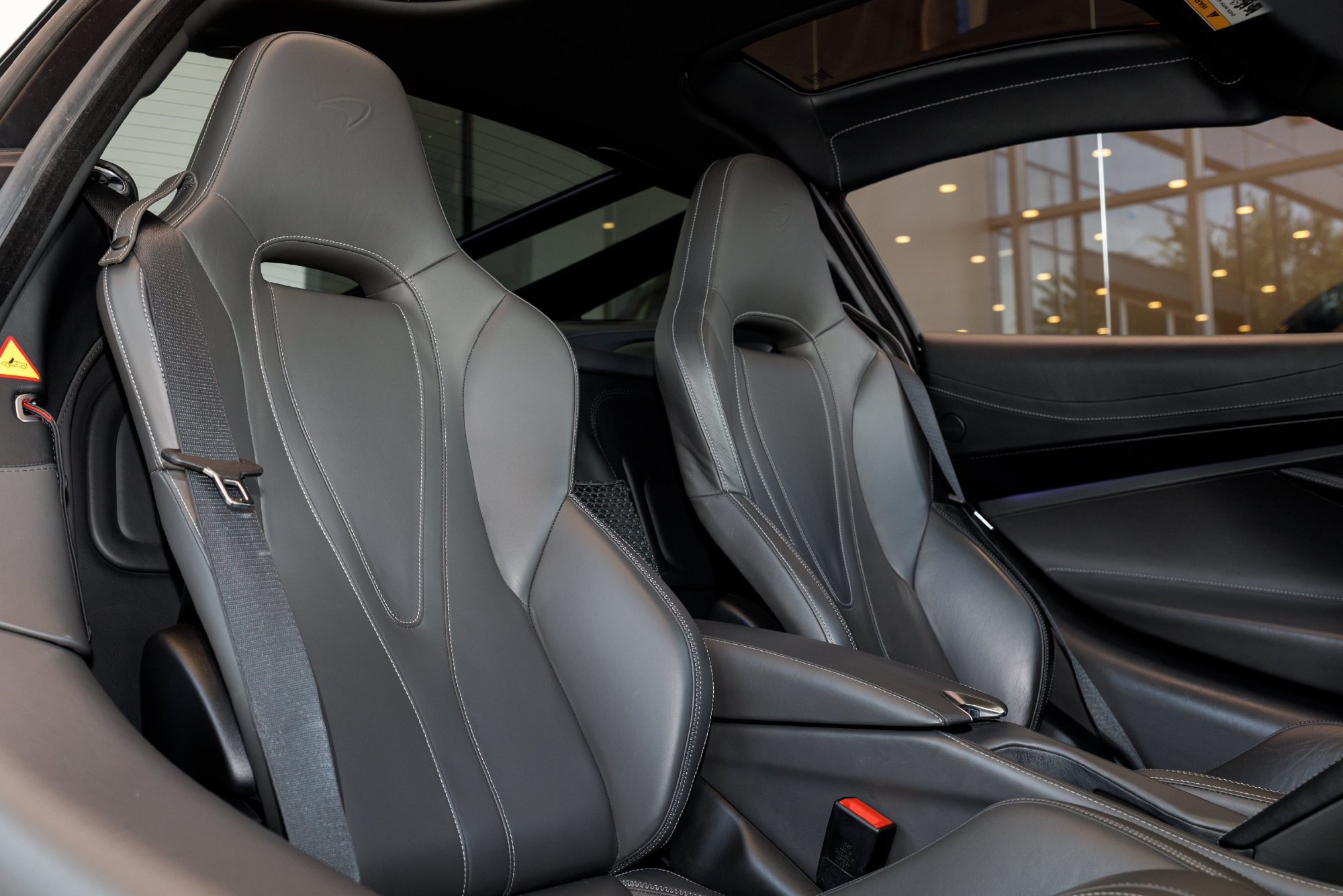 Used 2019 McLaren 720S Luxury photo 29