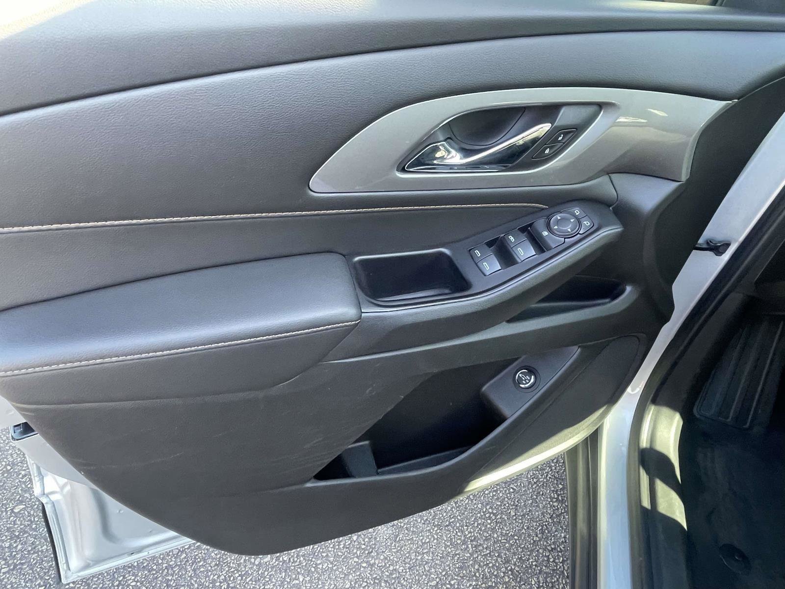 2020 Chevrolet Traverse LT