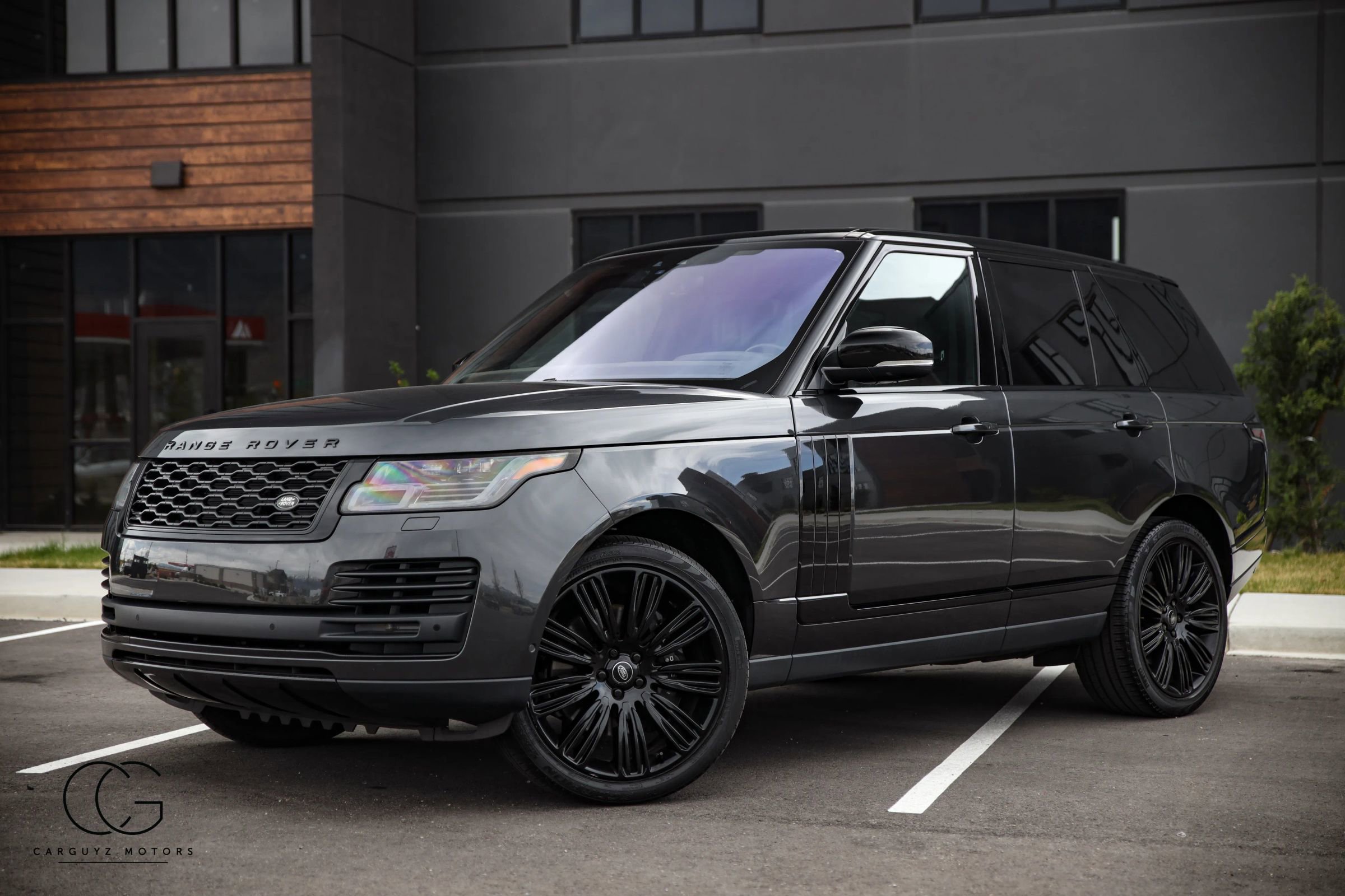 2022 Land Rover Range Rover P525 Westminster Edition