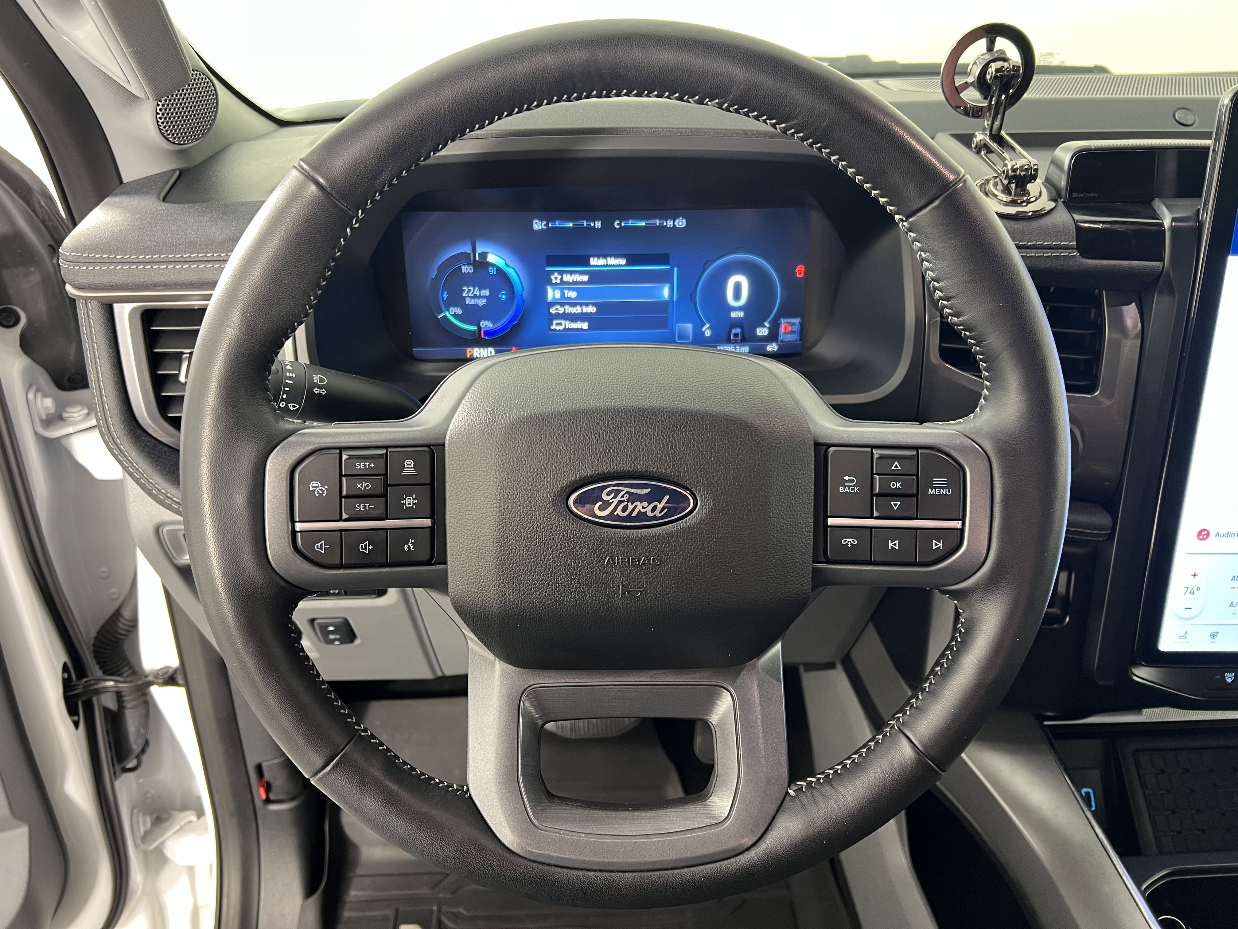 2024 Ford F150 Lightning Flash