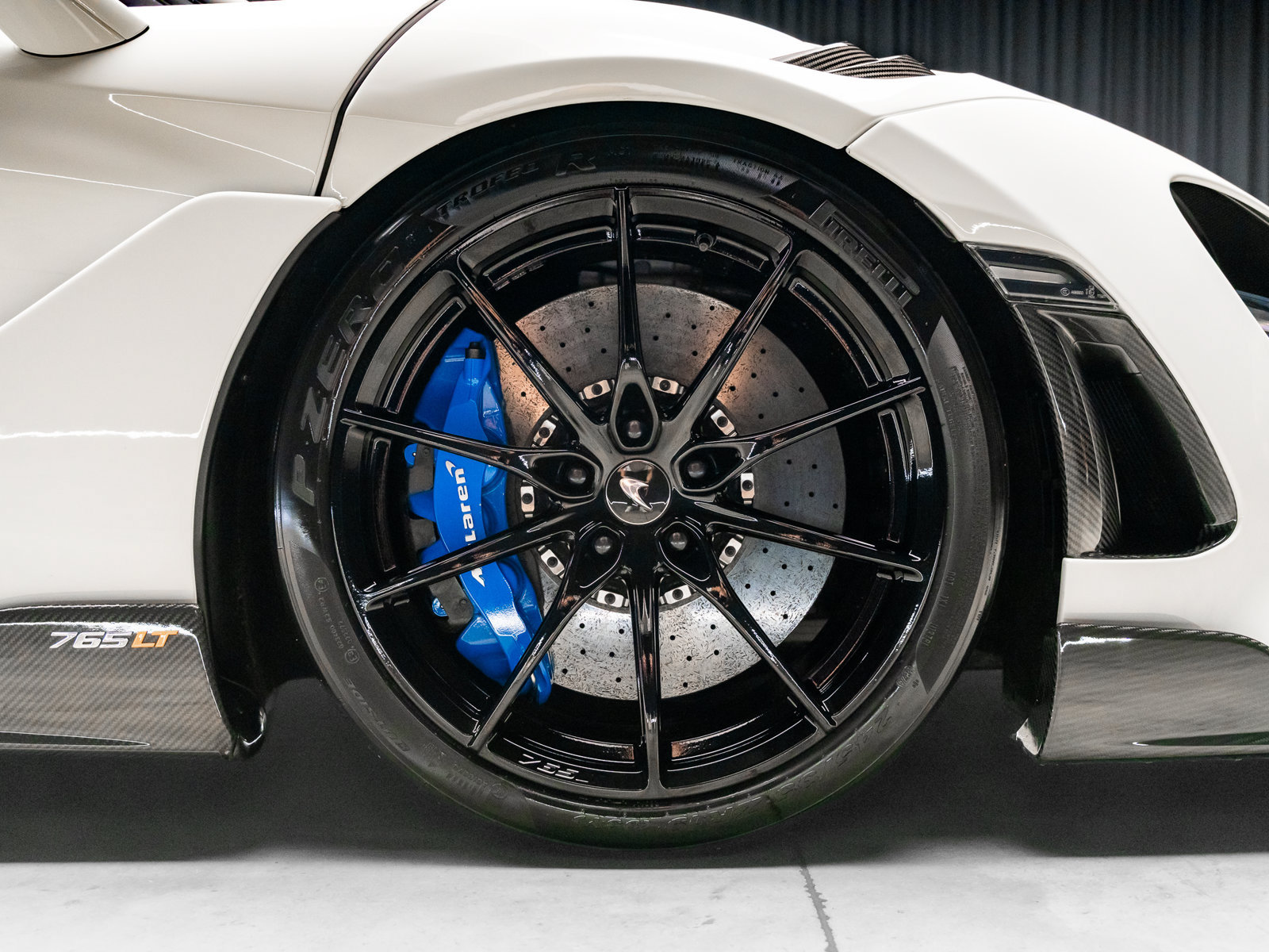 Used 2021 McLaren 765LT photo 29