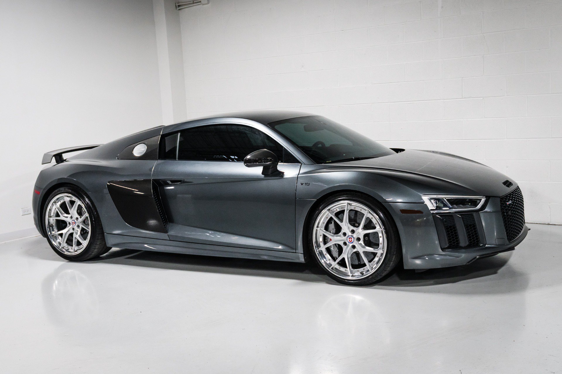Used 2018 Audi R8 V10 plus