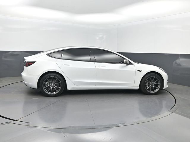 2019 Tesla Model 3 Mid Range