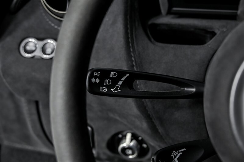 Used 2018 McLaren 720S photo 29