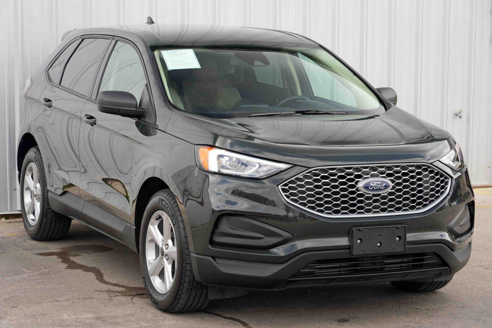 2023 Ford Edge SE