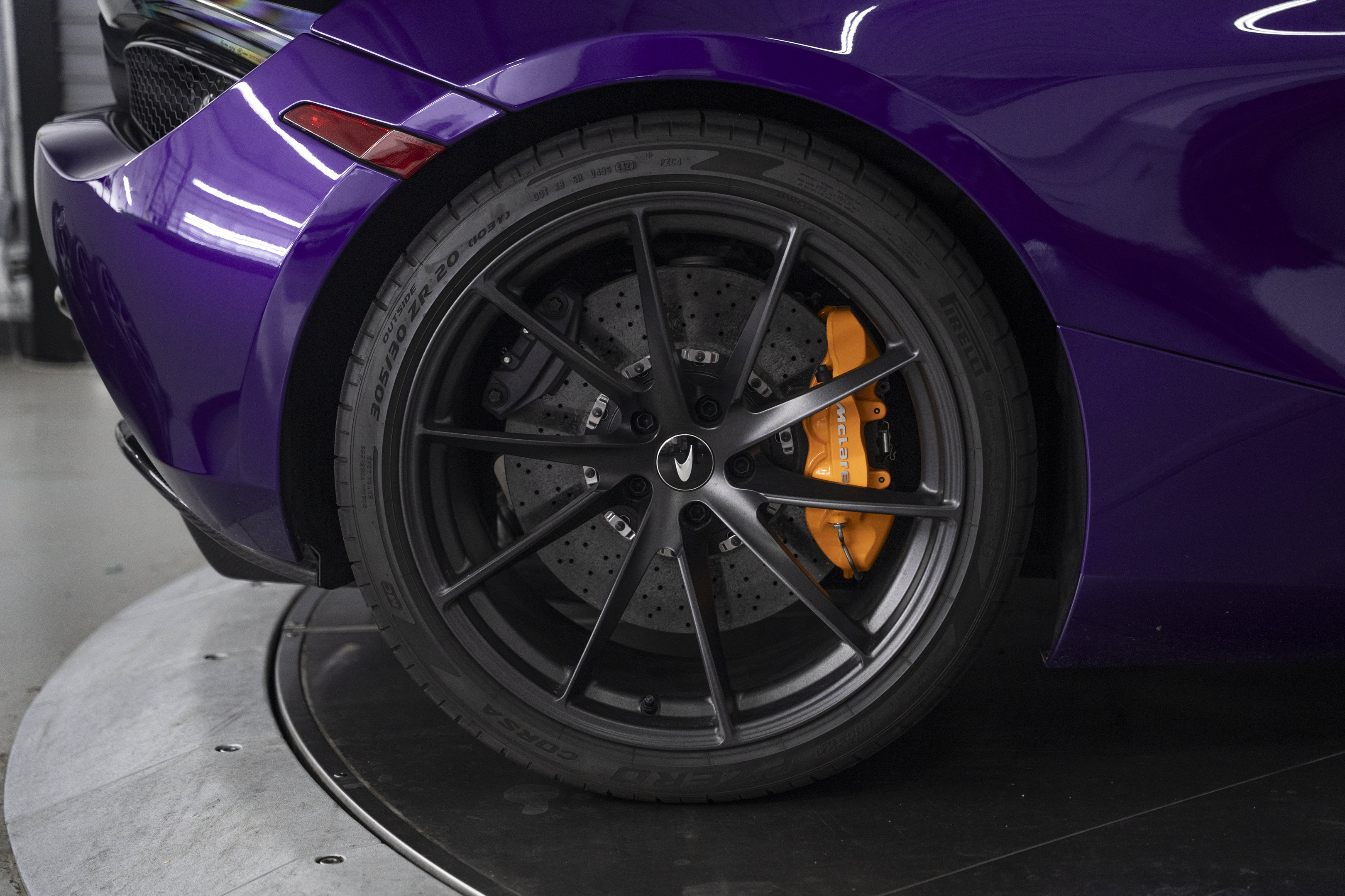Used 2022 McLaren 720S Spider photo 28