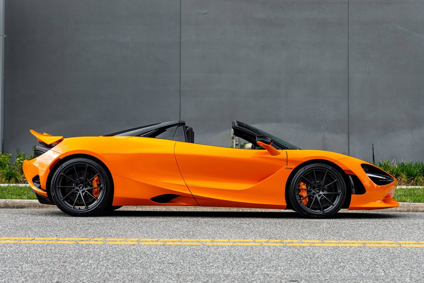 New 2027 McLaren 750S Spider photo 7