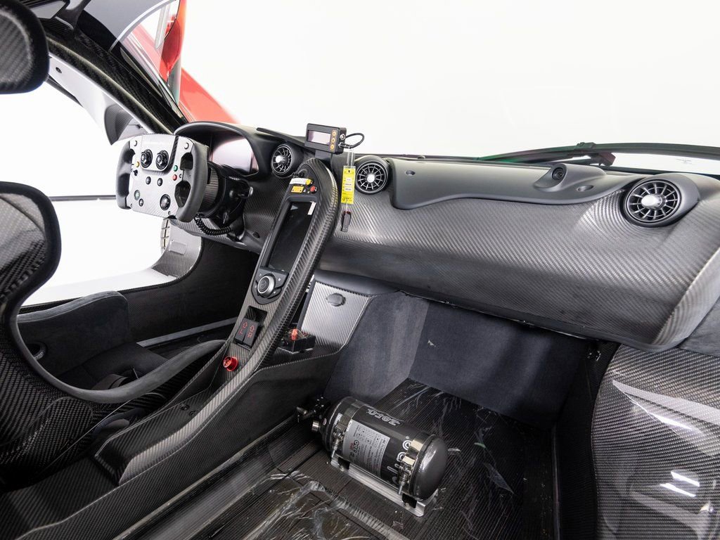 Used 2015 McLaren P1 photo 55