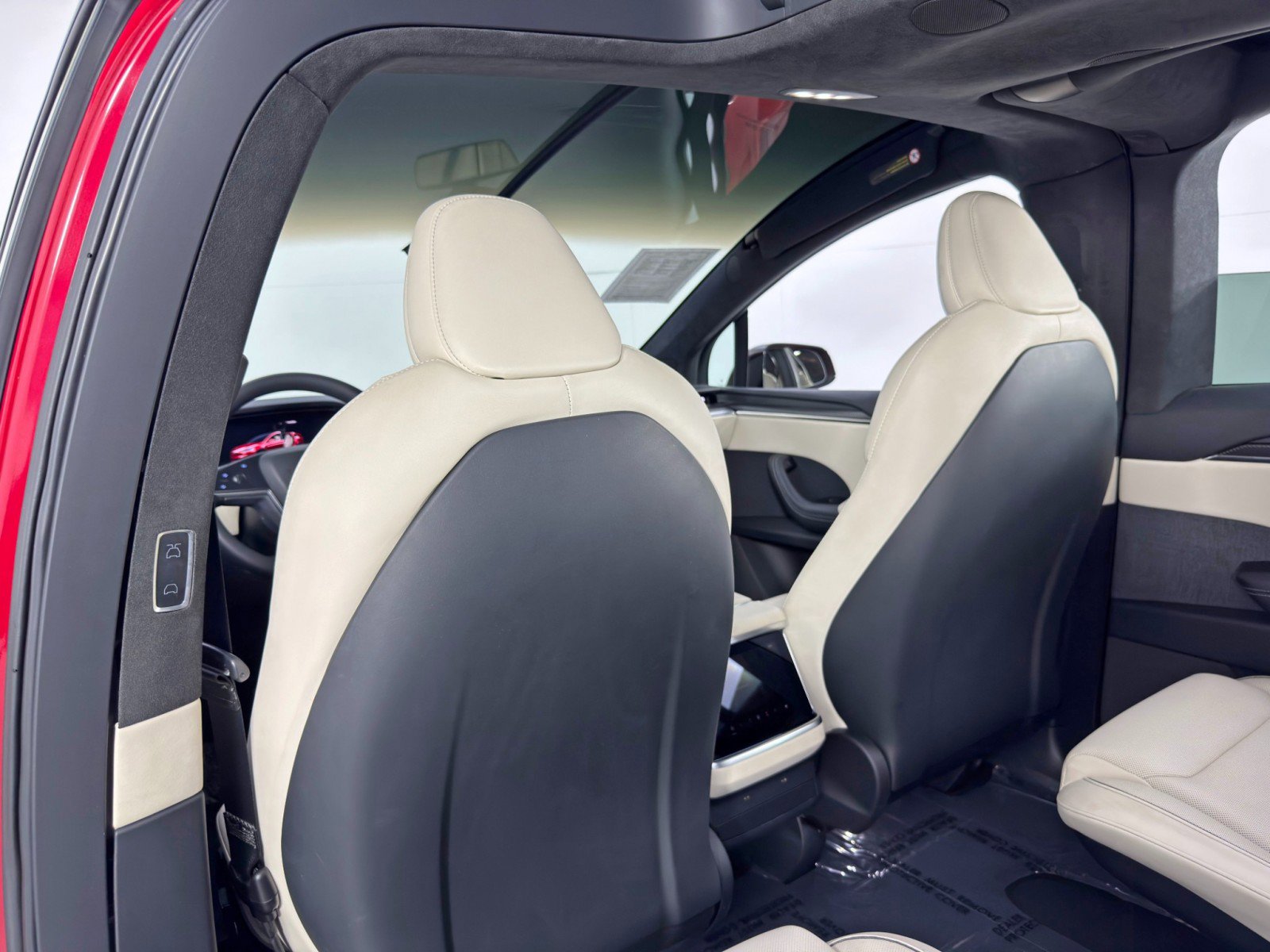 2022 Tesla Model X Plaid