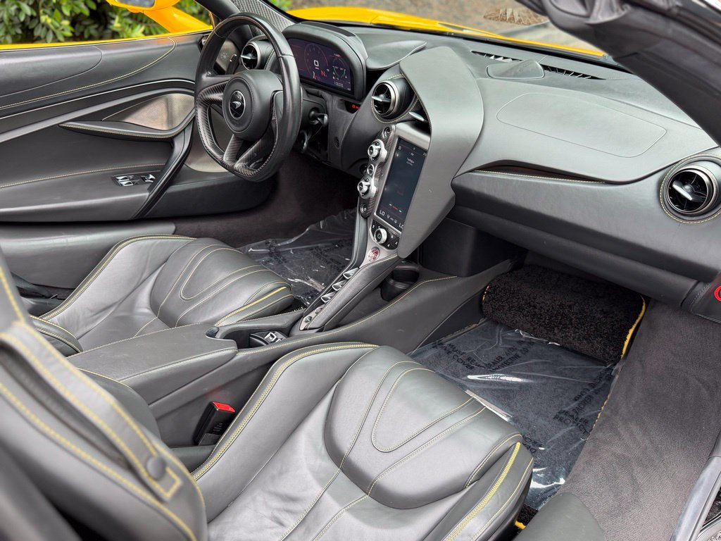 Used 2022 McLaren 720S Spider photo 39