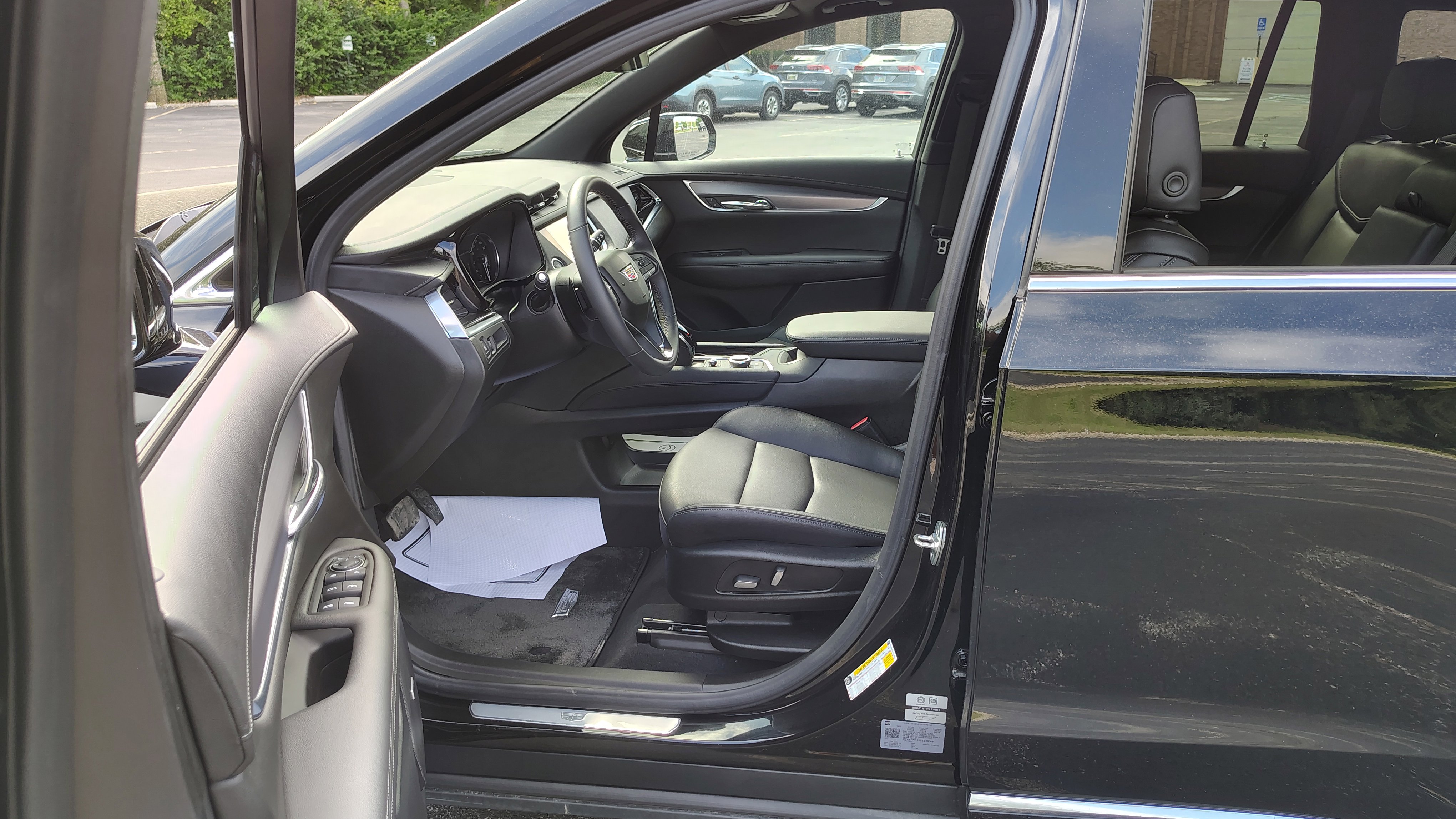 2025 Cadillac XT6 Luxury