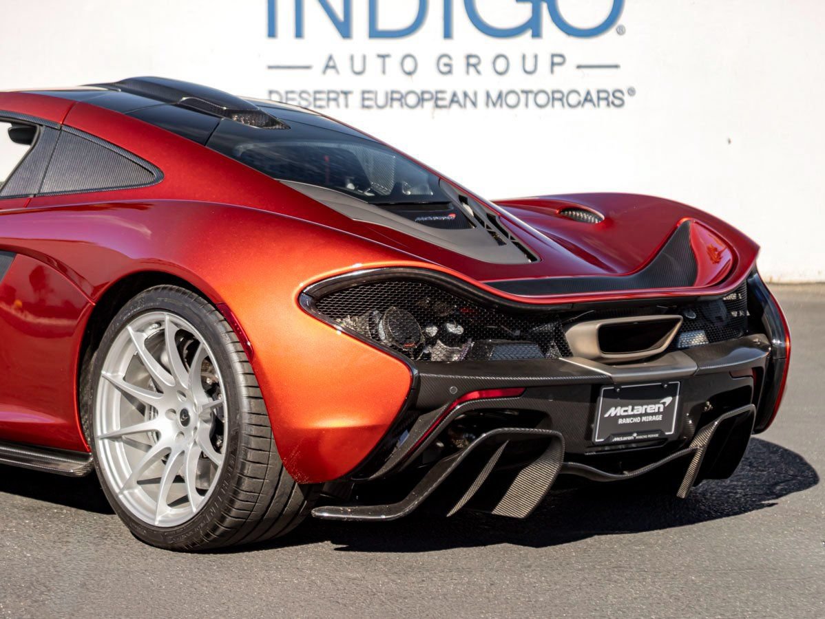 Used 2015 McLaren P1 photo 10