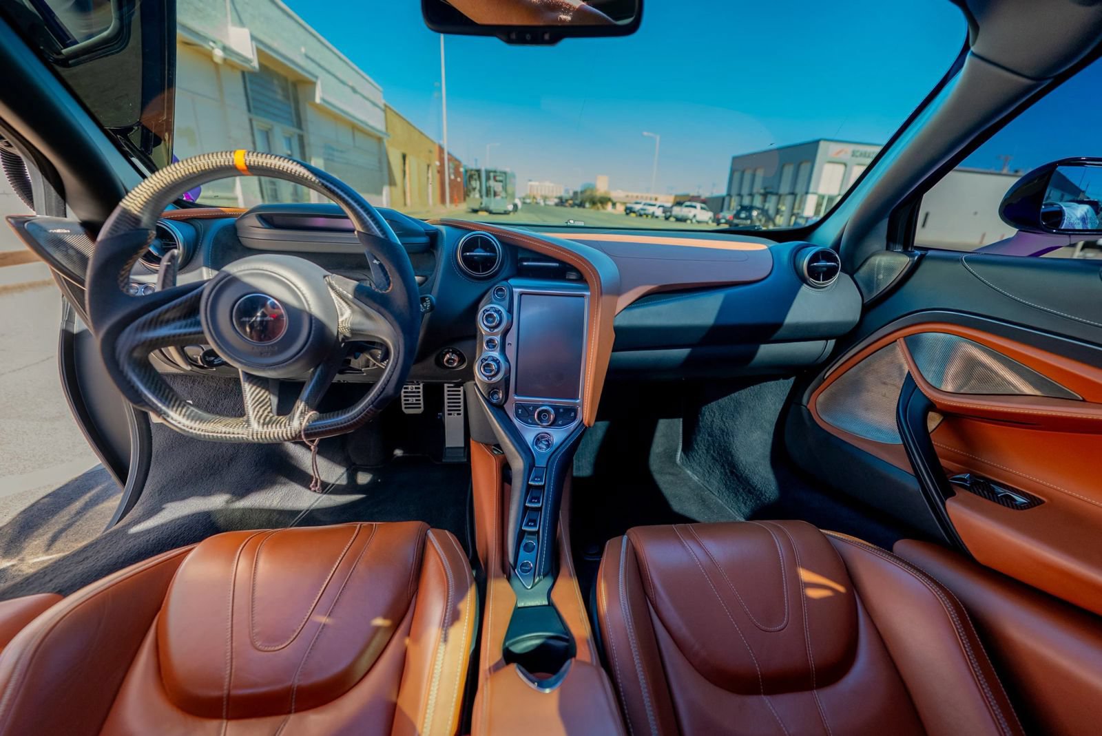Used 2018 McLaren 720S photo 11