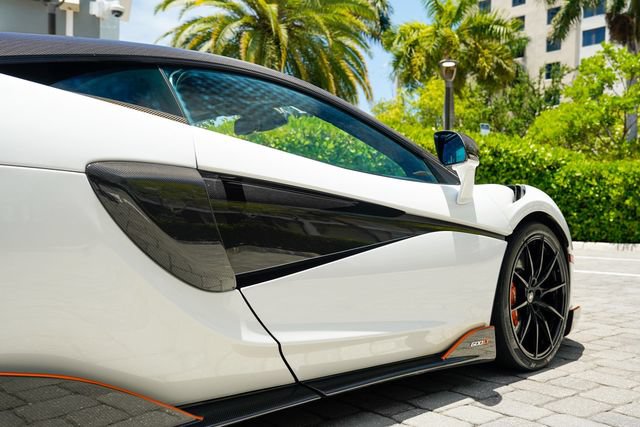 Used 2019 McLaren 600LT photo 29