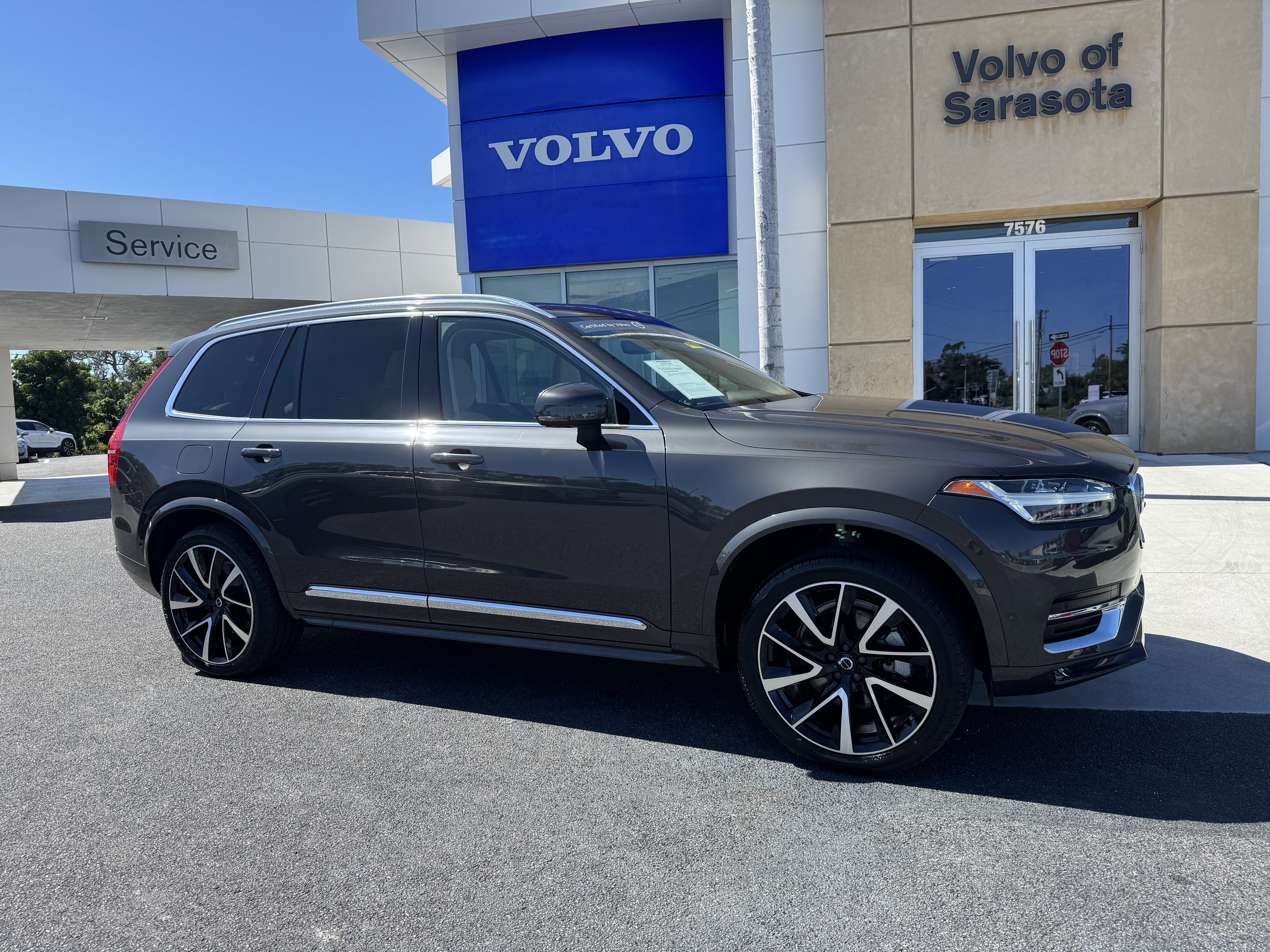 2023 Volvo XC90 B6 Plus Bright Theme 7P