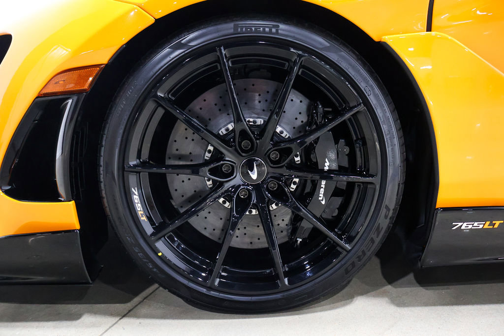 Used 2022 McLaren 765LT photo 41