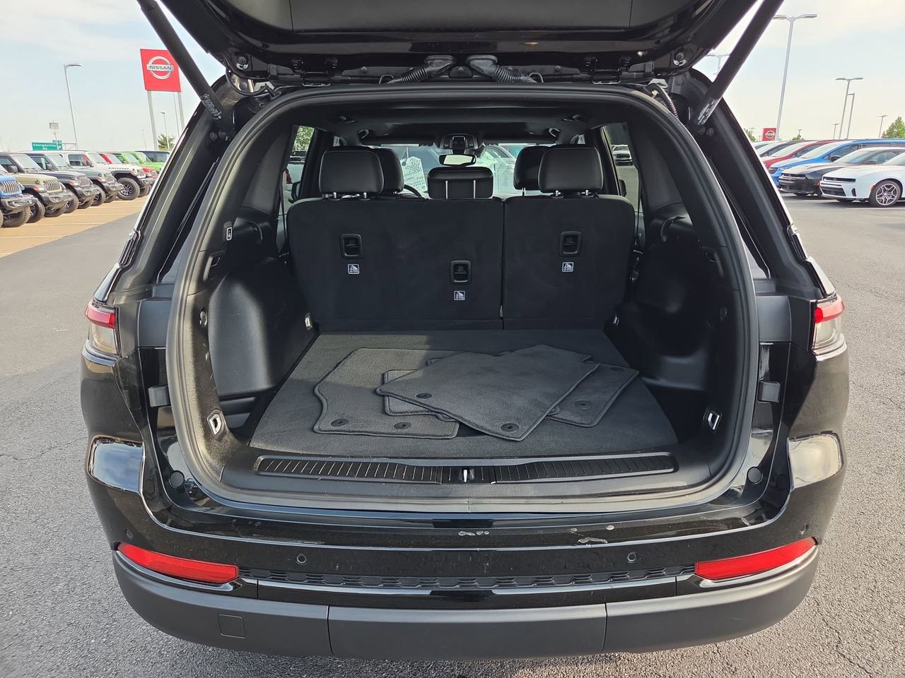 2024 Jeep Grand Cherokee Altitude