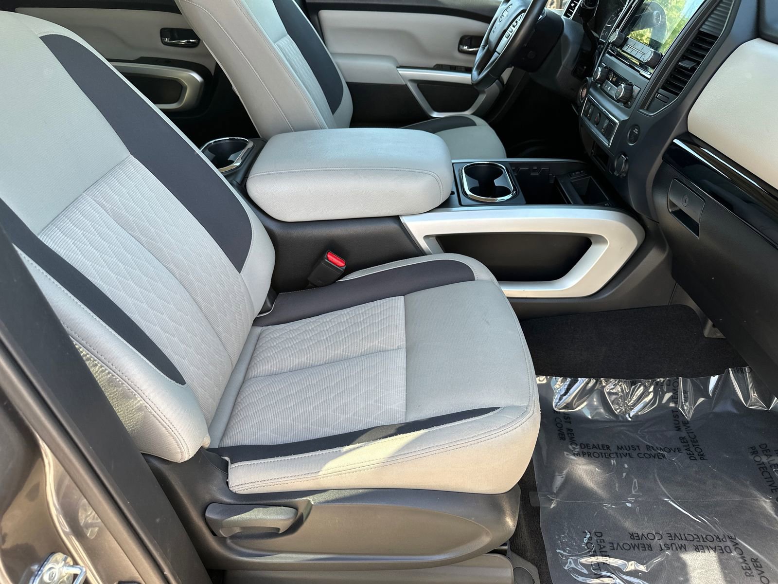 2024 Nissan Titan SV
