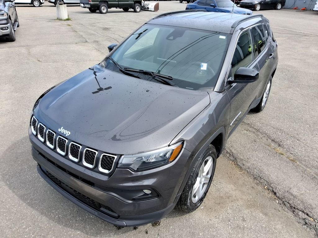 Certified 2023 Jeep Compass Latitude w/ Convenience Group