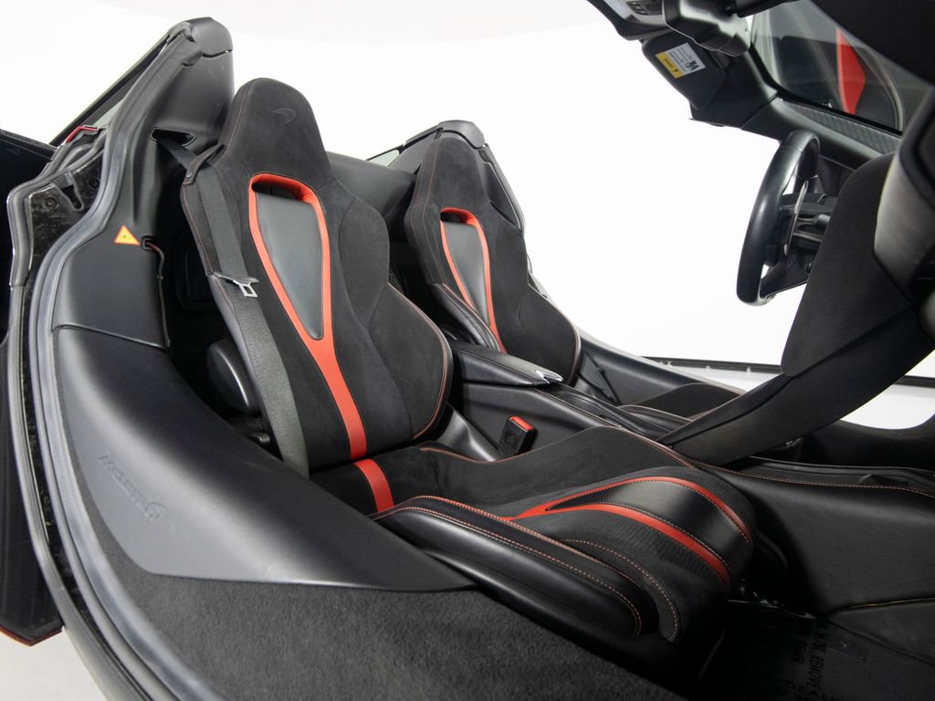 Used 2022 McLaren 720S Luxury photo 34