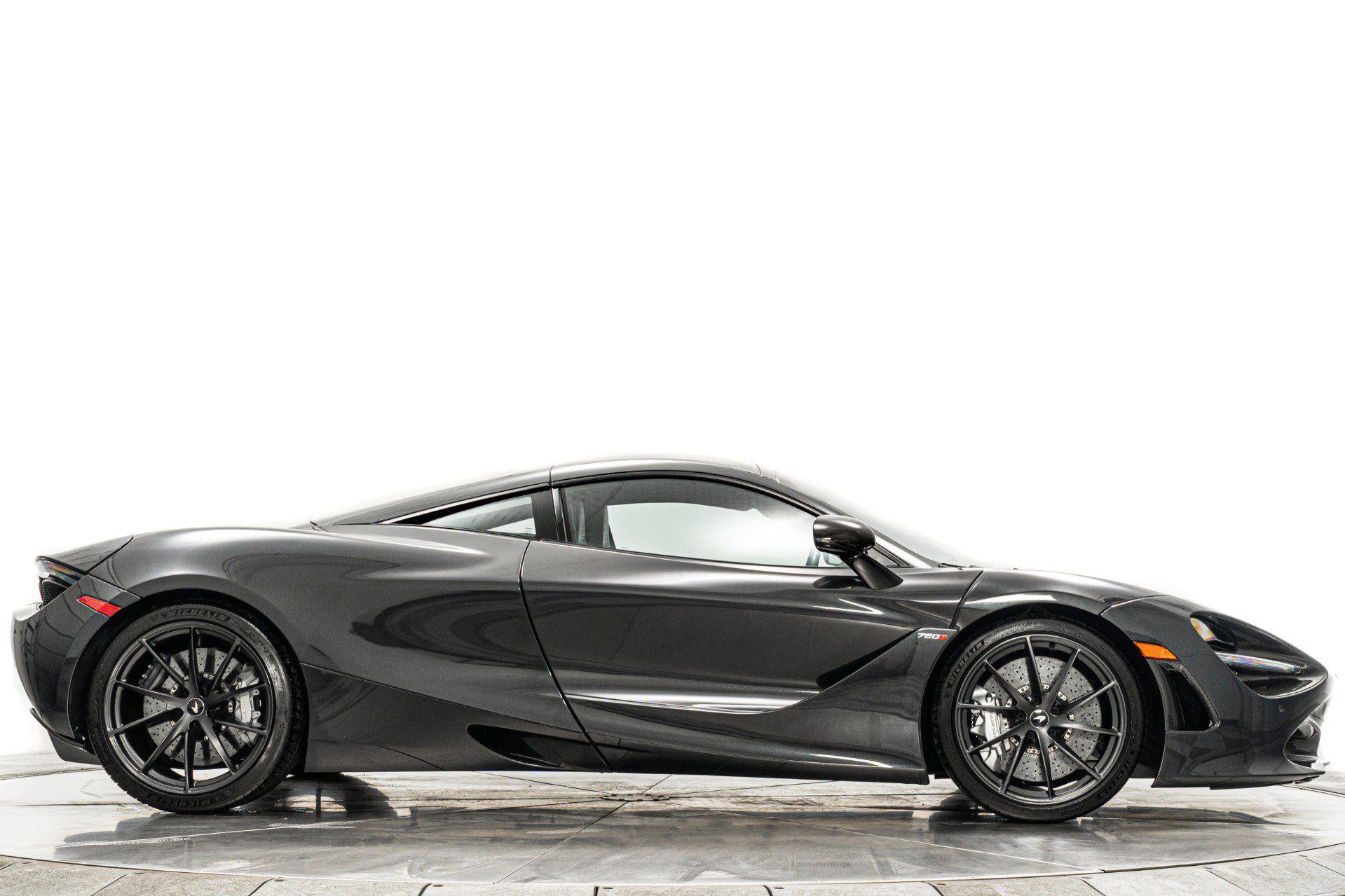 Used 2019 McLaren 720S Luxury photo 47