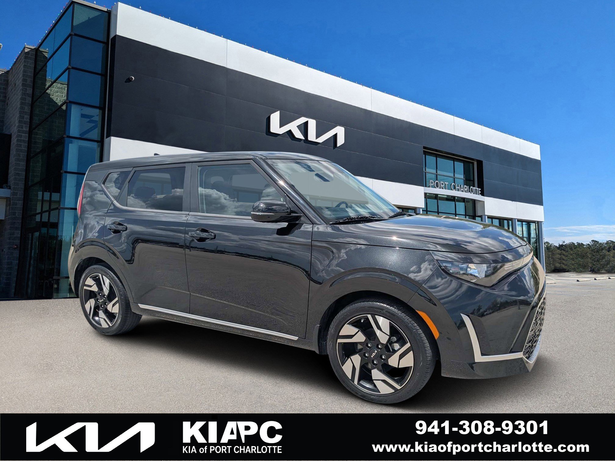 Certified 2023 Kia Soul GT-Line
