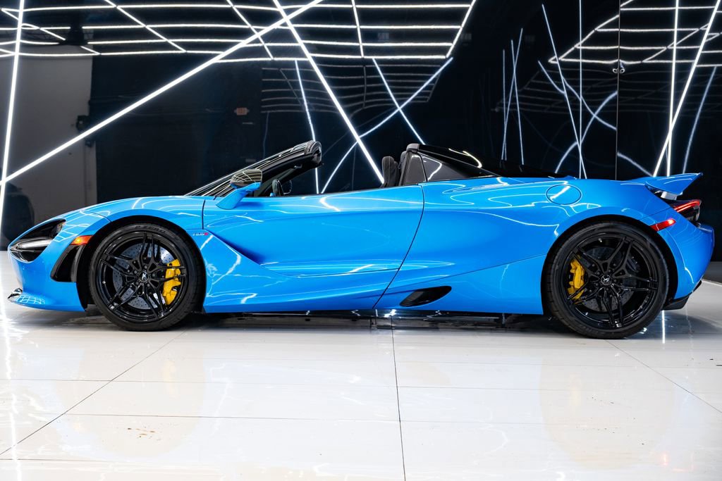 Used 2020 McLaren 720S Spider photo 9