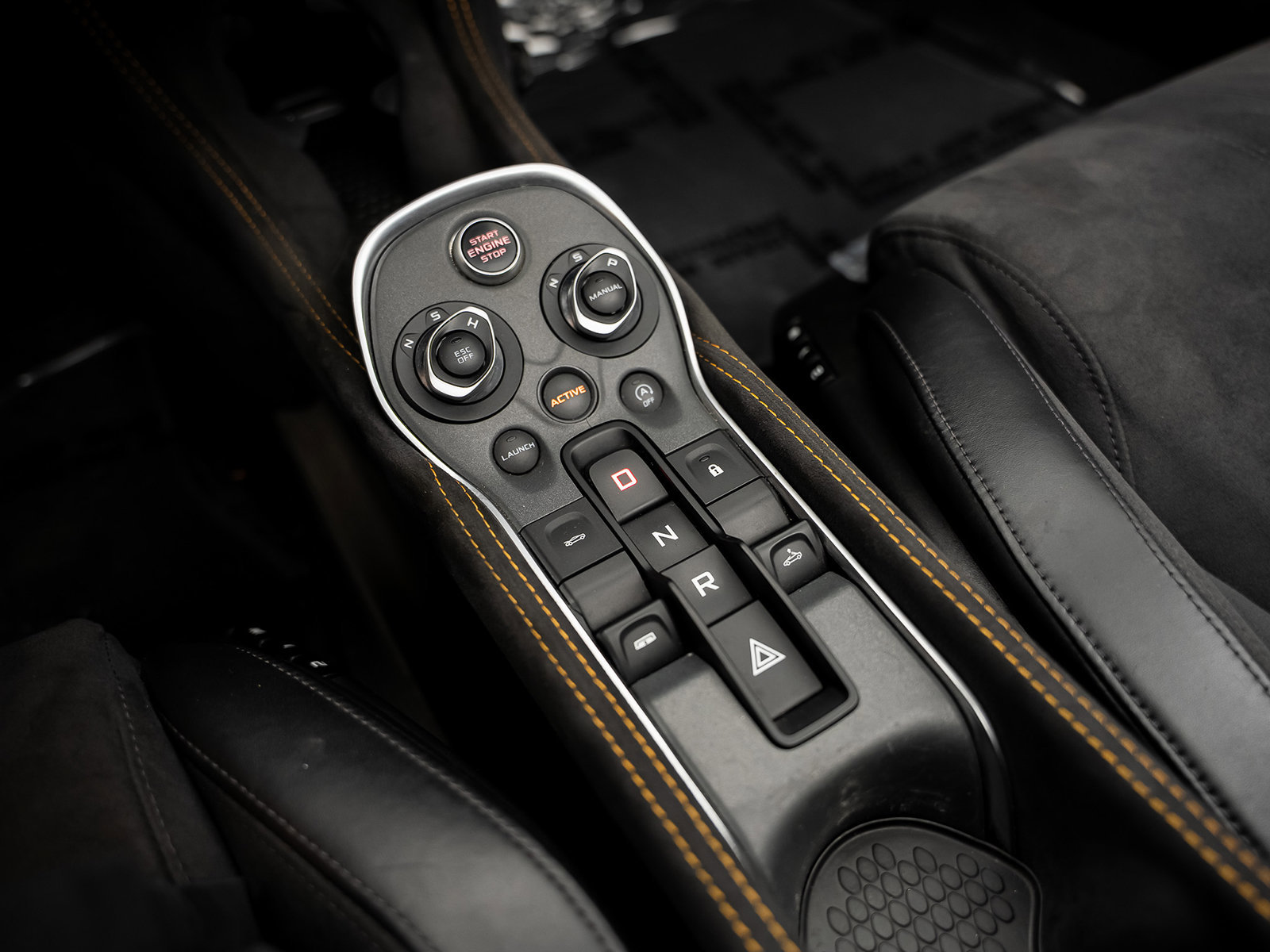 Used 2020 McLaren 600LT Spider photo 45