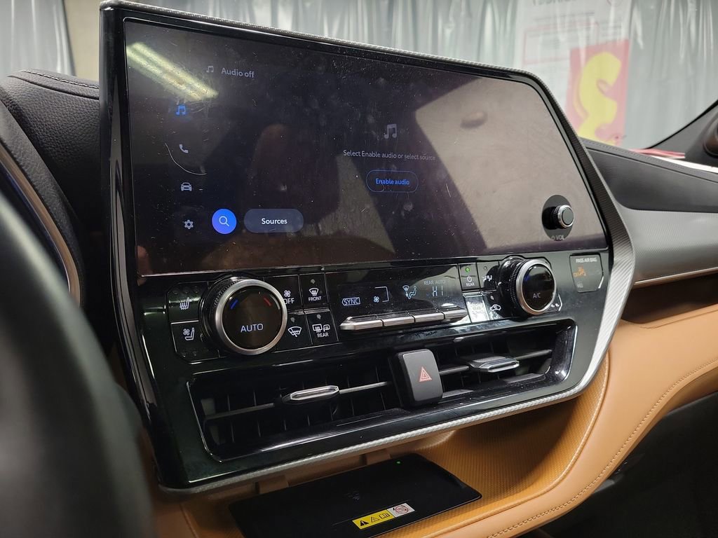 2023 Toyota Highlander Platinum