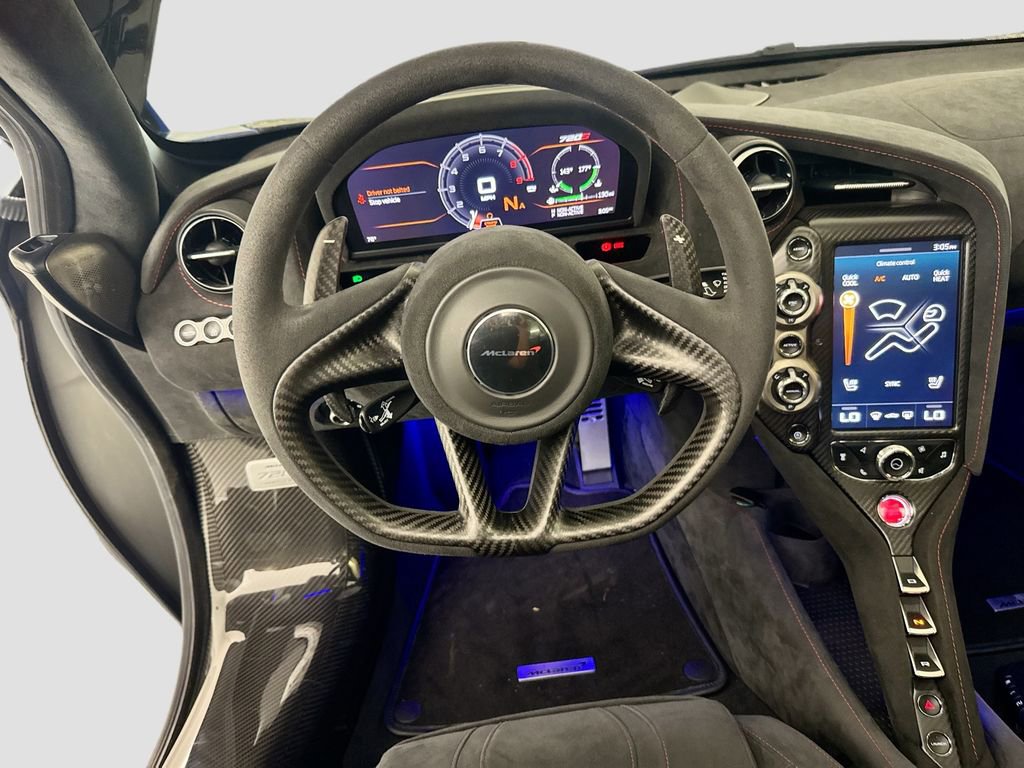 Used 2018 McLaren 720S photo 23