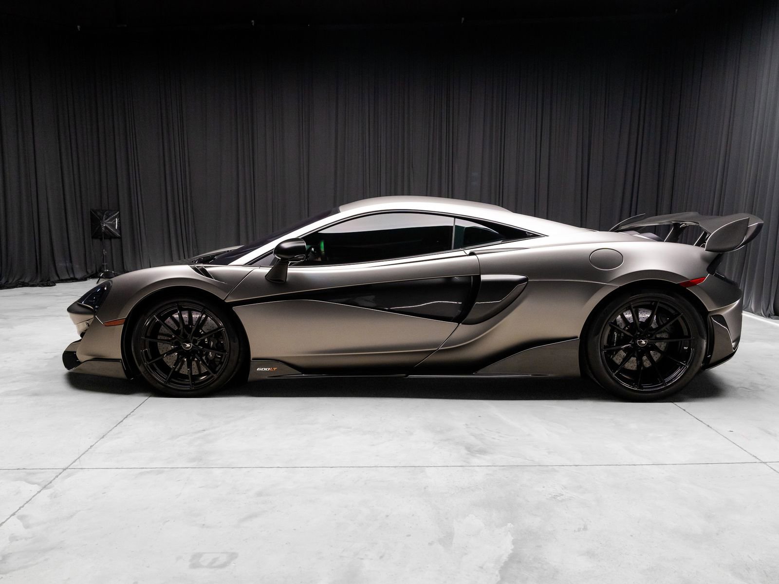 Used 2019 McLaren 600LT photo 13